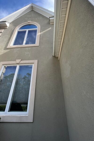 Clean Stucco House After Soft Washing
